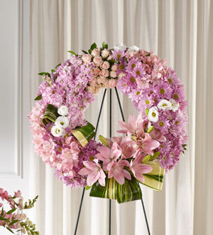 Item: S5265 Gift of Warmth Wreath